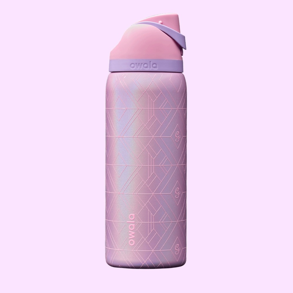Owala Wicked Glinda Freesip 32oz bottle
